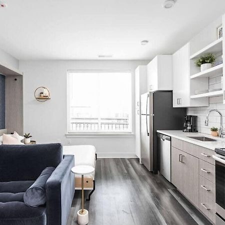 Dream Apartment Near Whole Foods Cozysuites อินเดียนาโพลิส ภายนอก รูปภาพ